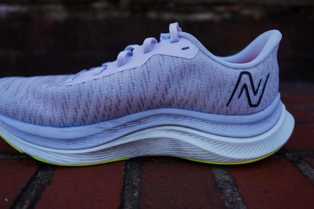 new balance fuelcell propel 4 (3)