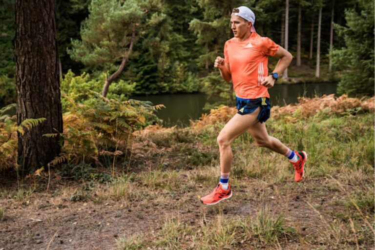 Tom Evans triomphe au Tenerife Bluetrail 2025