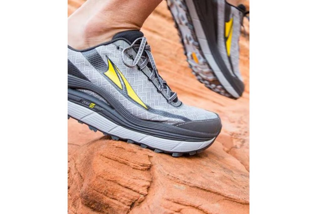 chaussure altra vs hoka (4)