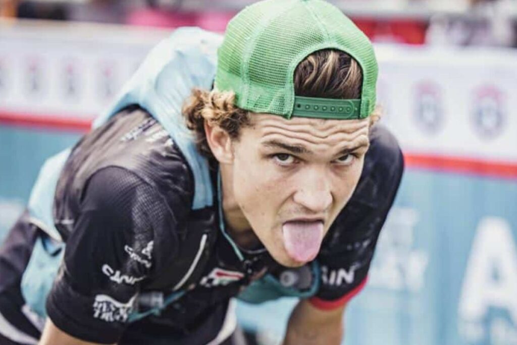 casquette verte volvic (1)