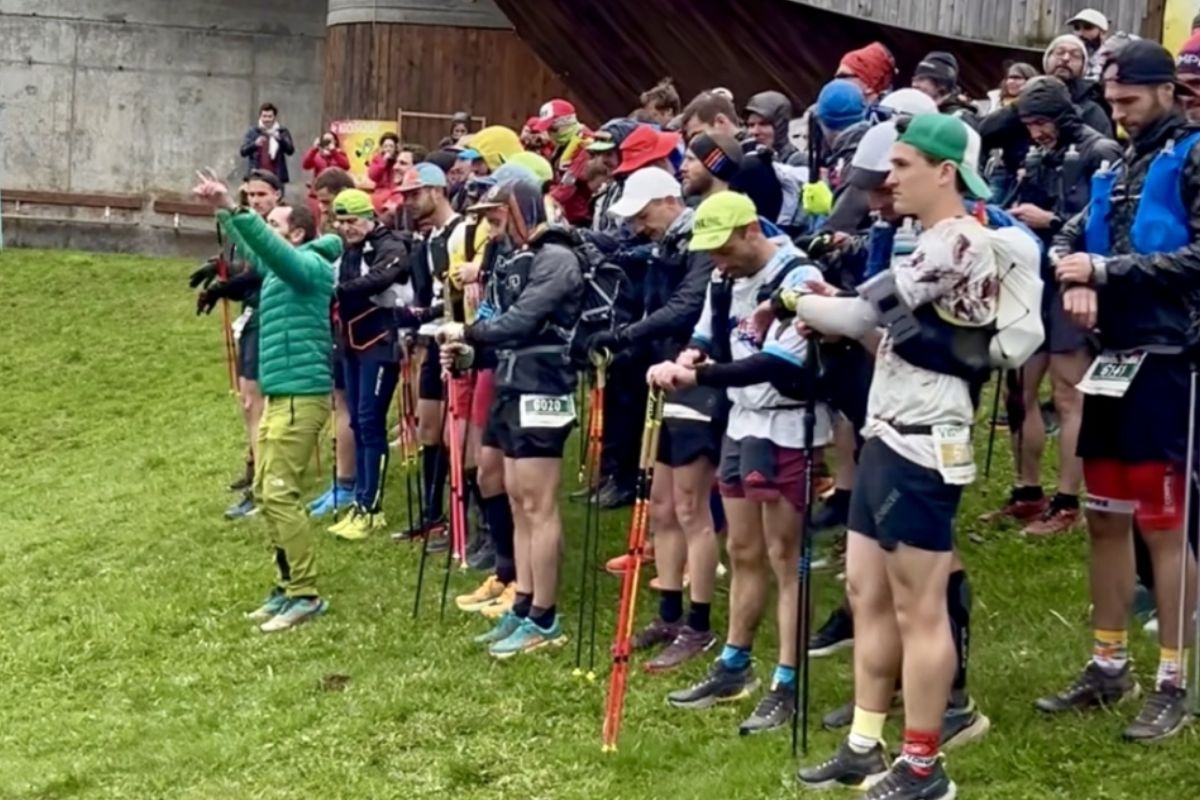 casquette verte volvic (3)