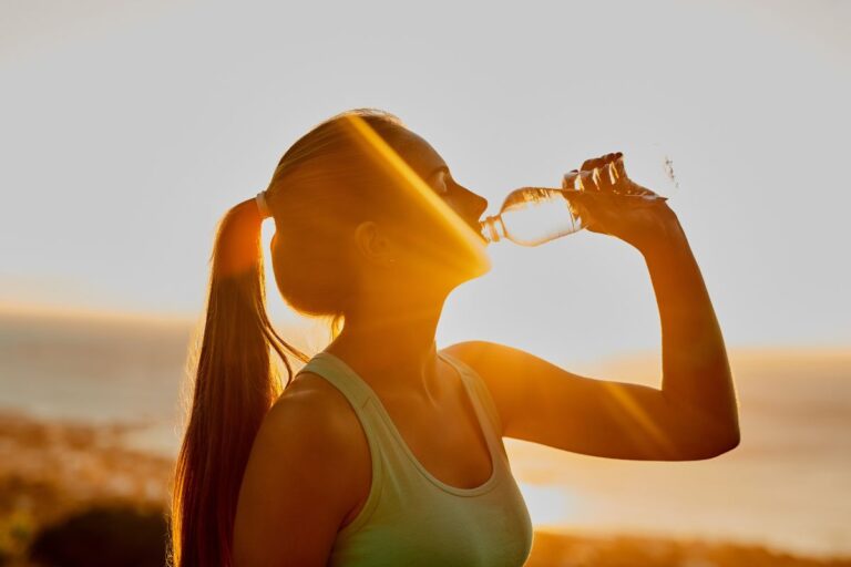 50 ans et coureur ? Cette erreur d’hydratation pourrait ruiner vos performances !
