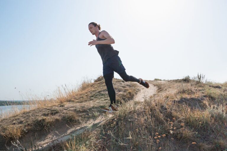 Le plan complet et secret pour améliorer vos descentes en Trail en 4 semaines