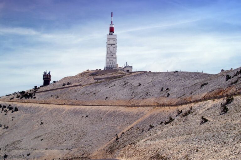 Cette femme enceinte accomplit l’impensable en 4h03 lors du semi-marathon du Ventoux : ce qu’elle a fait va vous surprendre