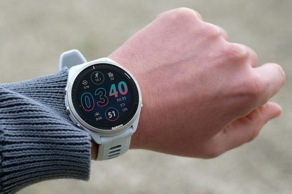 fenix 8 vs forerunner 965 (1)