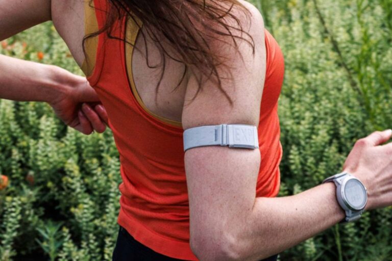Est-ce que le bracelet Coros est compatible avec les montres Garmin ?