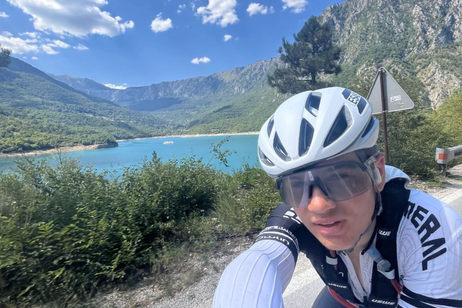 qui est victor bosoni (4)