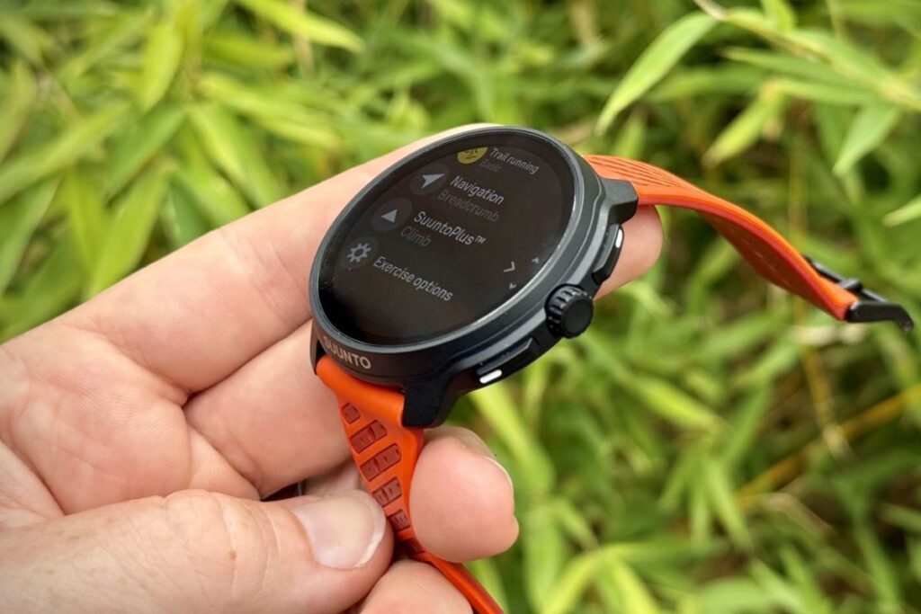 suunto race vs sunnto race 2 (2)