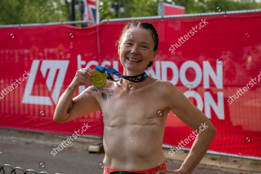 marathon topless (7)