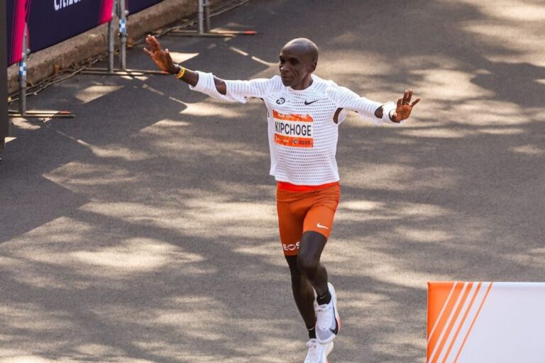 Kipchoge quitte COROS : analyse d’une rupture stratégique qui ébranle le marché des montres GPS
