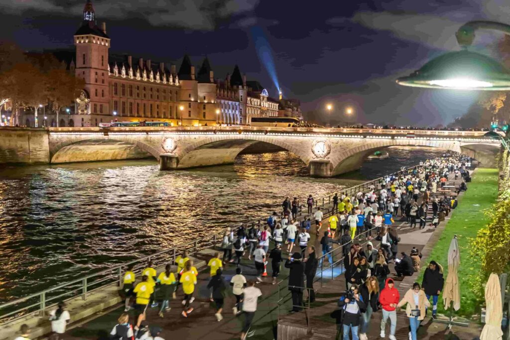suivi coureur course des lumieres paris (1)