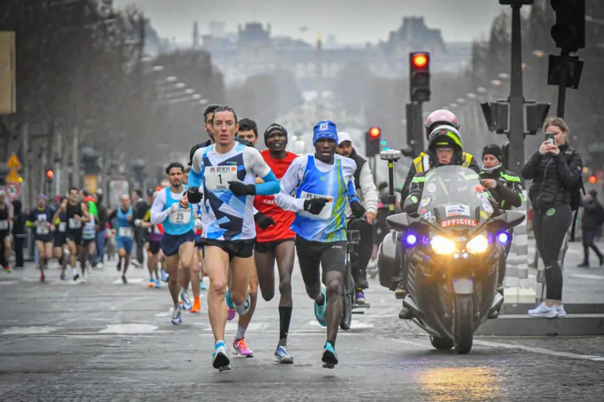 10km champs elysee suivi coureur