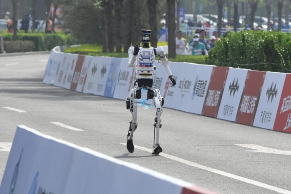 record du monde semi marathon robot (2)