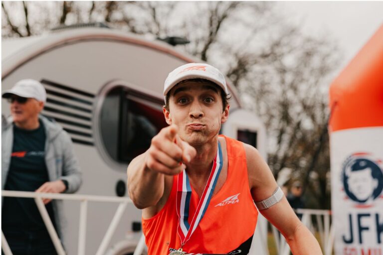 Qui est Hans Troyer, le phénomène de 26 ans qui a mené la Western States à une allure de 4’23/km ?