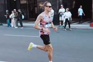marathon berlin crocs