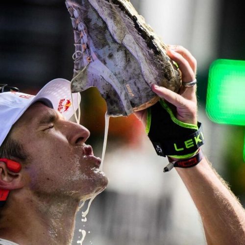 UTMB 2025 : Tom Evans dévoile le prototype de sa chaussure ASICS pour sa victoire