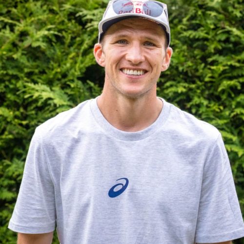 Tom Evans remporte l’UTMB 2025 en 19H18 !